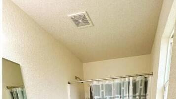 环保洗浴用品、吹风机、毛巾、肥皂