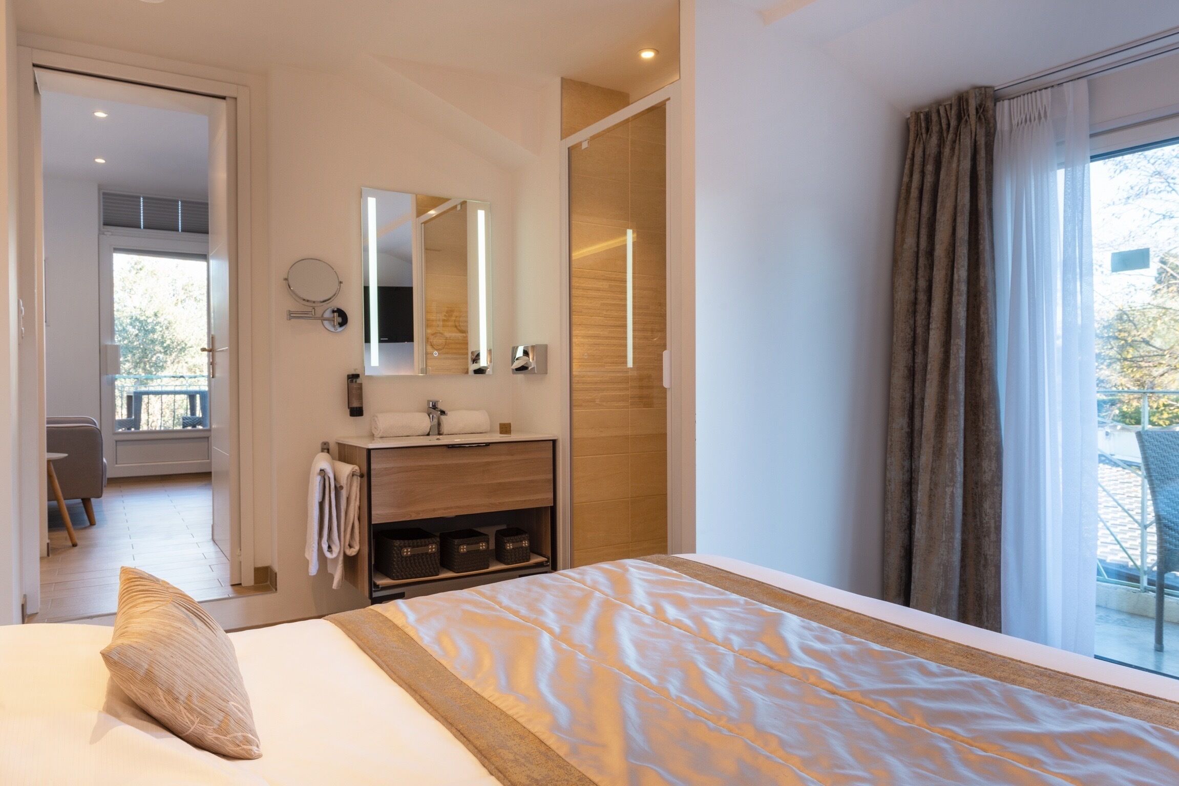 Chambre Junior | Minibar, bureau, espace de travail pour ordinateur portable