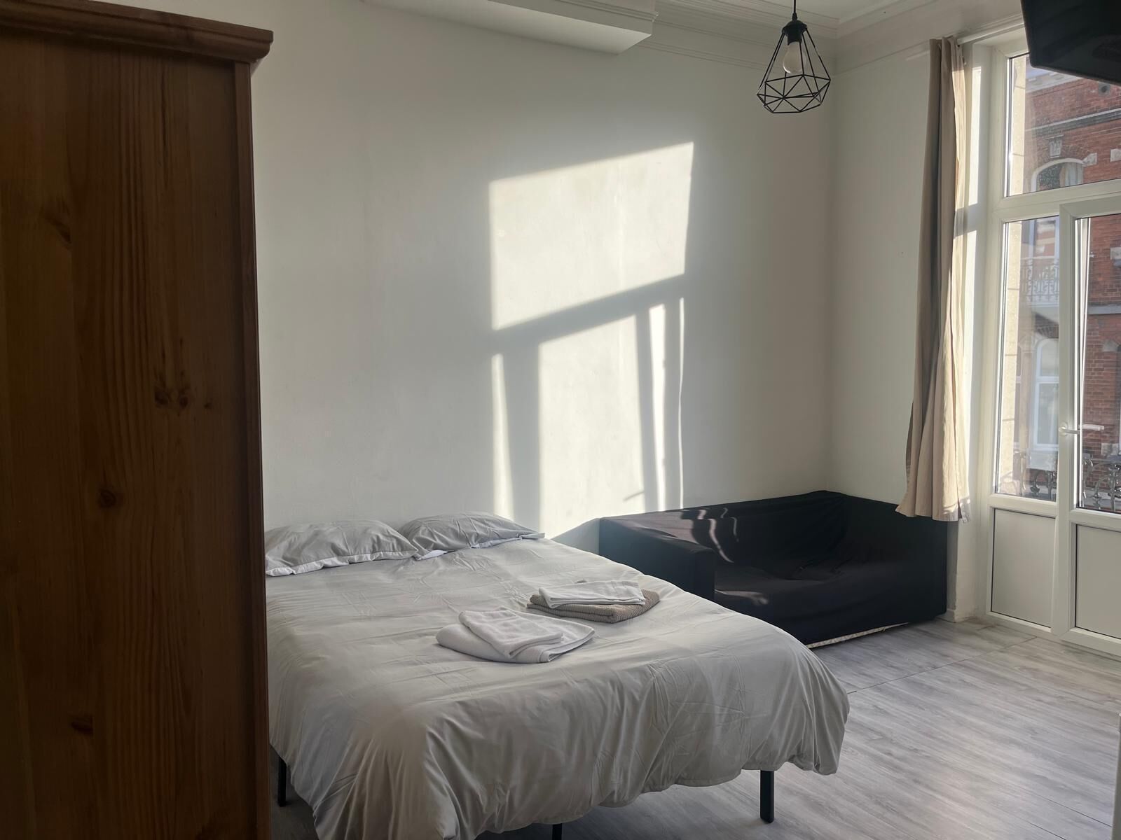 Minibar, individually decorated, individually furnished, desk