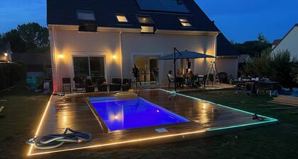 Charming Family House with Garden and Heated Swimming Pool 1 hour from Paris