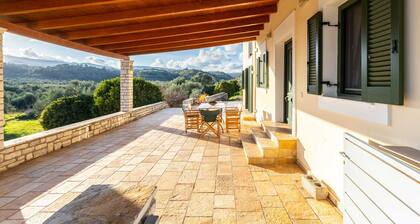 Elaion Hideaway - Uncover Petalidi's Secrets