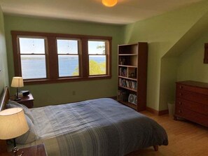 3 chambres, bureau, fer et planche à repasser, Wi-Fi gratuit