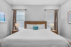 4 Schlafzimmer, Bügeleisen/Bügelbrett, kostenloses WLAN, Bettwäsche