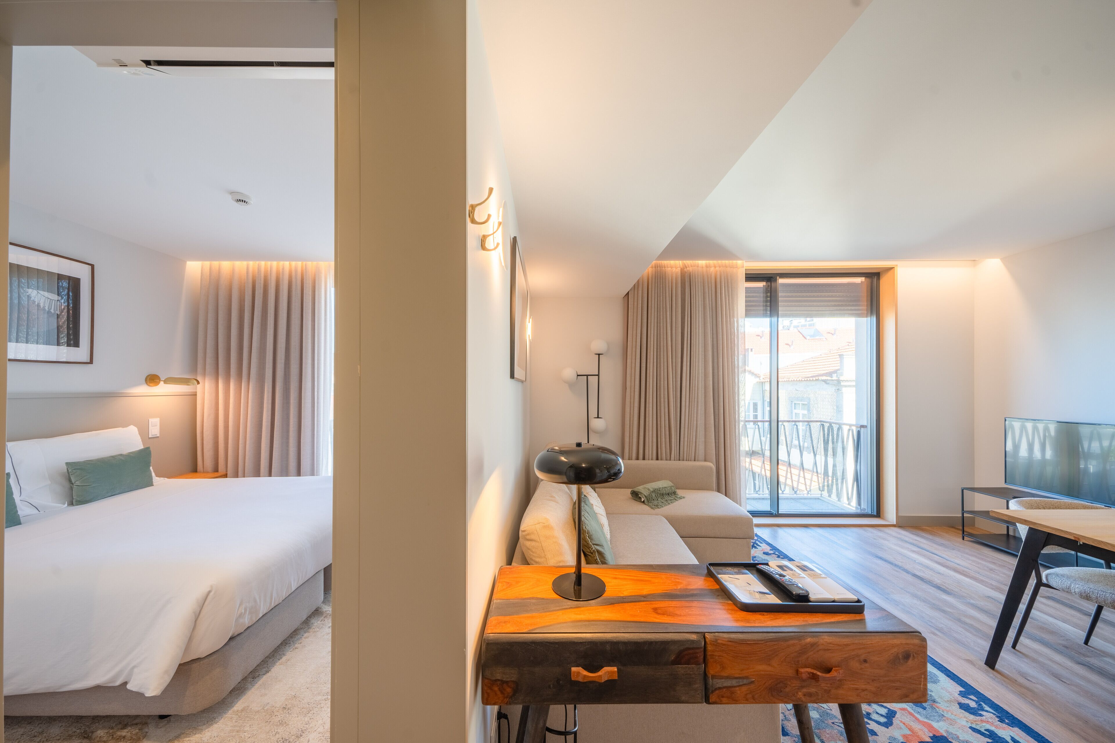 Individuell inredning, skrivbord, strykjärn/strykbräda och gratis wi-fi