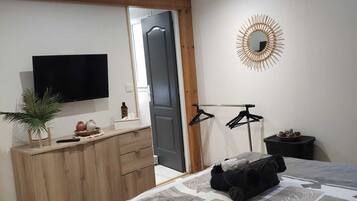 1 makuuhuone, silitysrauta/-lauta, vauvan matkasänky, ilmainen Wi-Fi