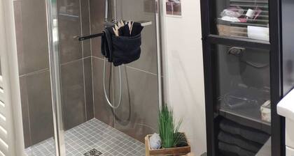 LE NAMASTE Charmante maisonnette climatisée de 45 m²