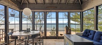 Majestic Beachfront Beauty on the Sunset Coast