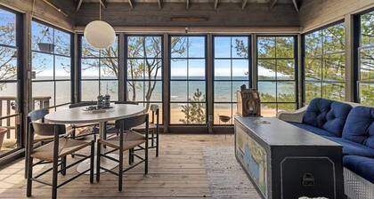 Majestic Beachfront Beauty on the Sunset Coast