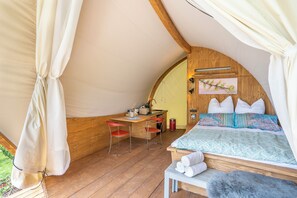 Executive Tent | Premium bedding, individually decorated, individually furnished - Deichkind Country Loft (Achim)