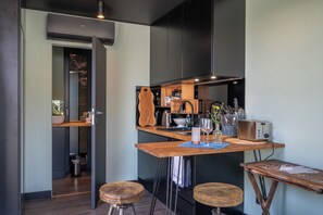Design Studio | Living area | Smart TV, iPod dock - Deichkind Country Loft (Achim)