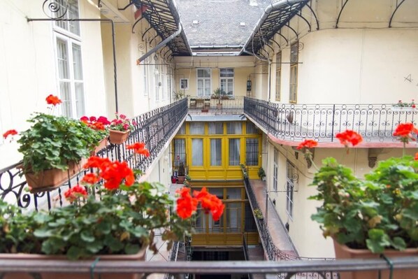 Overnatningsstedets område