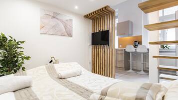 2 bedrooms, iron/ironing board