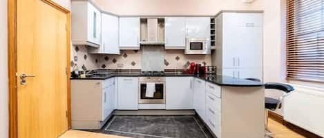 Microwave, oven, stovetop, dishwasher