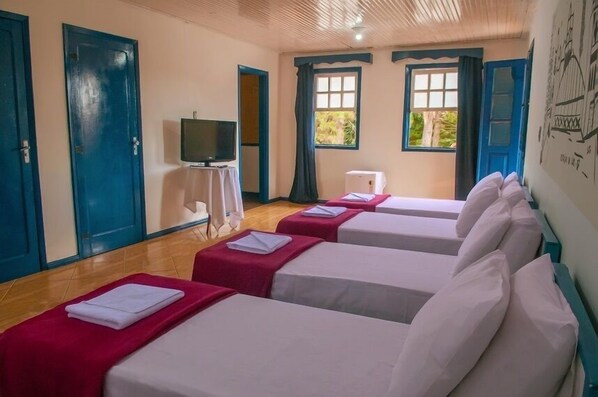 Free WiFi, bed sheets - Pousada Brasil (Ouro Preto)