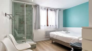 2 chambres, fer et planche à repasser, Wi-Fi gratuit, draps fournis