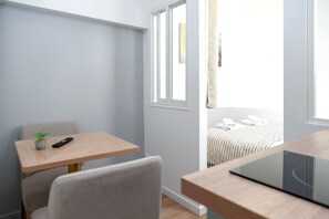 1 Schlafzimmer, Bügeleisen/Bügelbrett, kostenloses WLAN, Bettwäsche