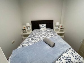 4 Schlafzimmer, Bügeleisen/Bügelbrett, kostenloses WLAN, Bettwäsche