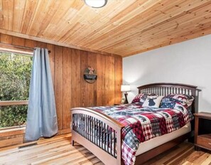 3 quartos, ferros/tábuas de passar roupa, Wi-Fi, roupa de cama
