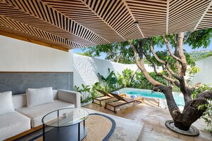 Player Pool Villa | Private pool