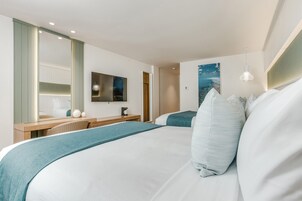 Courtyard Deluxe Queen Balcony | View from room