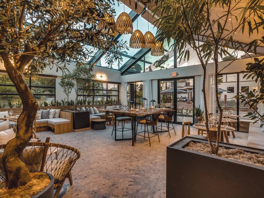 Lunch and dinner served, pool views