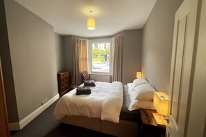 2 Schlafzimmer, Bügeleisen/Bügelbrett, WLAN, Bettwäsche