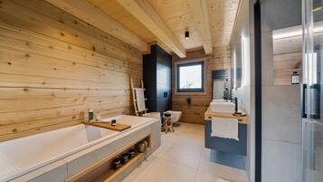 House | 5 bedrooms