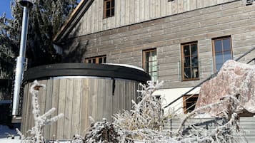 House | 6 bedrooms