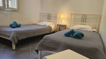 2 間睡房、熨斗/熨衫板、可攜式嬰兒床、免費 Wi-Fi