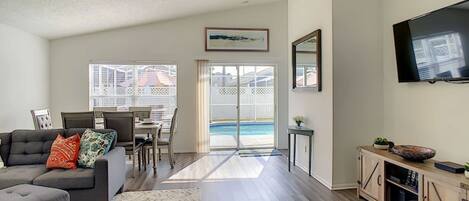 Smart TV, video games