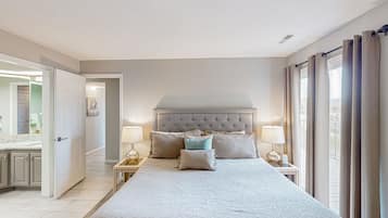 2 bedrooms, iron/ironing board, internet, bed sheets