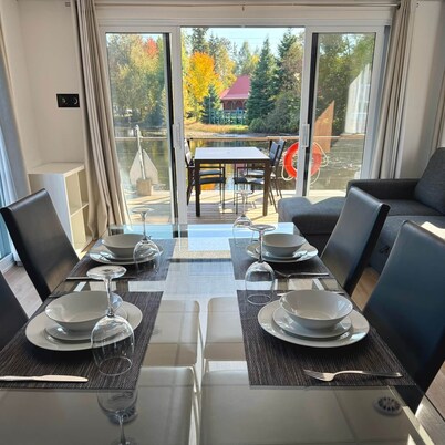 Parc de l'île Melville 1 - Maison flottante