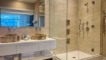 Een douche, een bidet