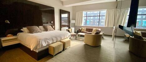1 bedroom, iron/ironing board, free WiFi