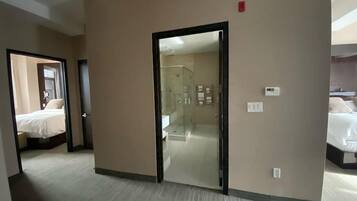 2 soveværelser, strygejern/strygebræt, gratis Wi-Fi