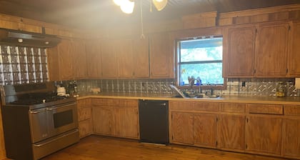 Mountain Cabin with camp sites - additional charge