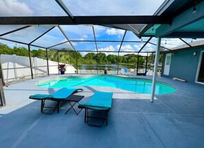 Ulkouima-allas, lämmitetty uima-allas