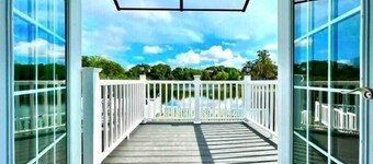 Tampa Pool Home near Airport / Lakeview/ 8 PPL