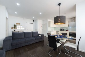 Apartment | Living area - Grand Douro Apartment (Vila Nova de Gaia)