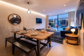 Premium-Haus, 3 Schlafzimmer, Balkon, Stadtblick | Wohnbereich