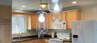 Open Concept Family Sized Whole House. Pet Friendly