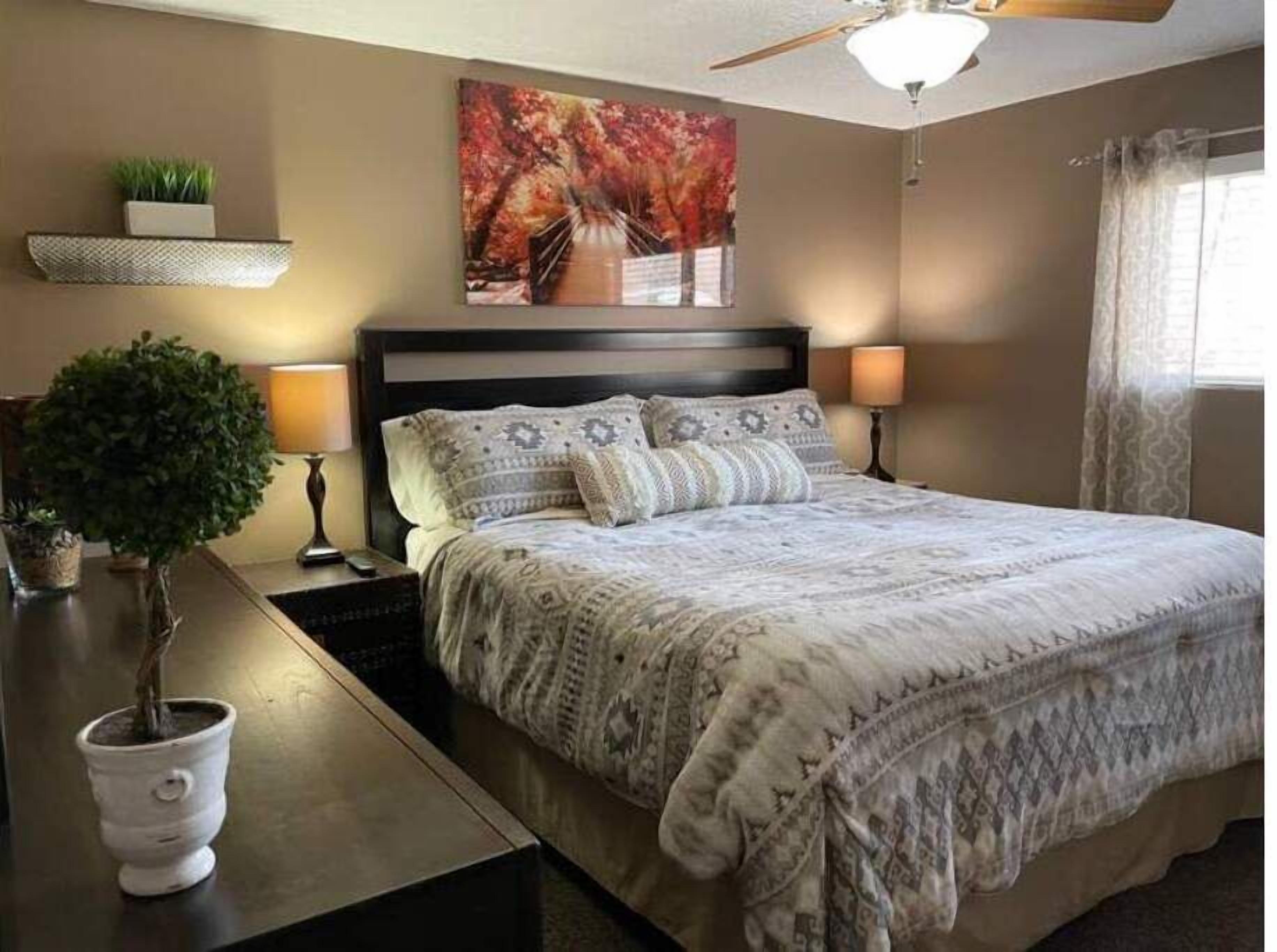 4 bedrooms, iron/ironing board, travel crib, free WiFi