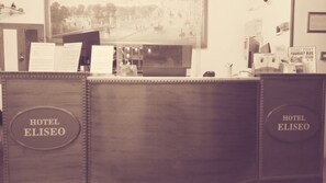 Reception - Hotel Eliseo Napoli (Naples)