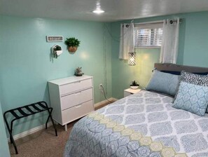 2 bedrooms, in-room safe, iron/ironing board, free WiFi