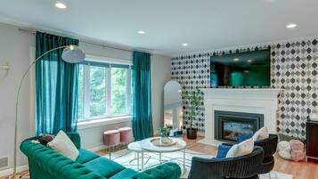 TV connectée, cheminée