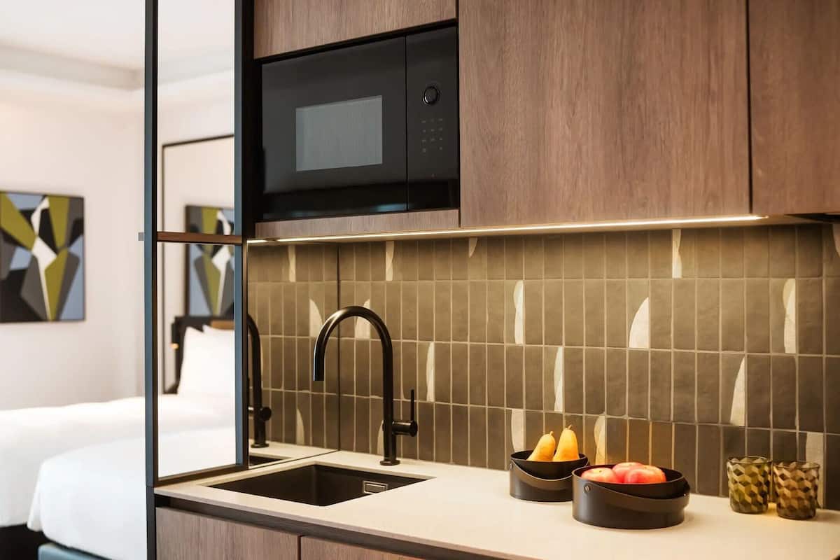 Studio, 2 Single Beds