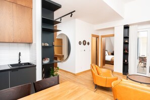 Deluxe Suite | Living area