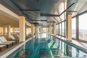 3 Innenpools, Außenpool (je nach Saison geöffnet)
