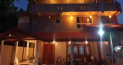 Luxurious Twin Comfort at Hotel Kuma's