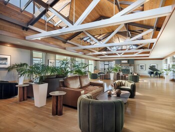 Hotel entrance and lobby at Hyatt Vacation Club At Highlands Inn